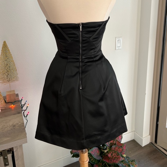 Bebe Angela Sculpted Strapless Sweetheart Black Dress- Size 2 - Picture 7 of 8